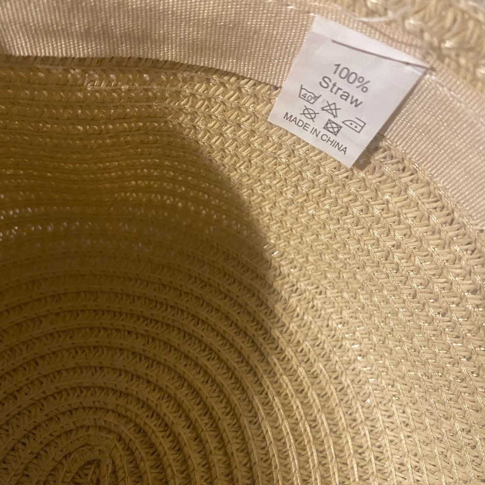 Straw hat - Picture 4 of 5